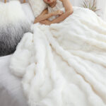 6-SOGA 2X 160X200cm Throw Blanket  White Double Layer Rabbit Fur Cozy Comfort with Stylish Decor