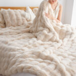 7-SOGA 160X200cm Throw Blanket  Light Camel Color Double Layer Rabbit Fur Cozy Comfort with Stylish Decor