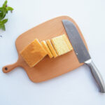 7-SOGA 2X 33cm Brown Rectangle Wooden Serving Tray Chopping Board Paddle with Handle Home Decor