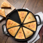 3-SOGA 2X 21.5CM Round Cast Iron Baking Wedge Pan Cornbread Cake 8-Slice Baking Dish with Handle