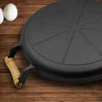 4-SOGA 31cm Cast Iron Frying Pan Skillet Steak Sizzle Fry Platter With Wooden Handle No Lid