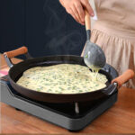 6-SOGA 31cm Cast Iron Frying Pan Skillet Steak Sizzle Fry Platter With Wooden Handle No Lid