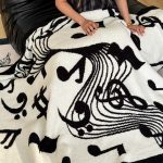 3-SOGA 130x160cm Throw Blanket Black and White Musical Note Half Fleece Soft Cozy for Music Lovers Stylish