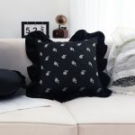 7-SOGA 45cm Throw Pillow Black Ruffled Square Decorative Cushion for Rose Lovers Cozy Home Decor