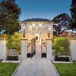 7-Vintage Lamp 4X 50.8cm Elegant Post Light with Aluminum and Glass Lantern Classic Outdoor Lighting