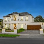 8-Vintage Lamp 54.5cm Elegant Aluminum & Glass Lantern Chandelier Classic Hanging Light Fixture Antique Style