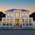 6-Vintage Lantern 62cm Wall Light Elegant Aluminum & Glass Design Classic Outdoor Lighting Rustic Vintage Style