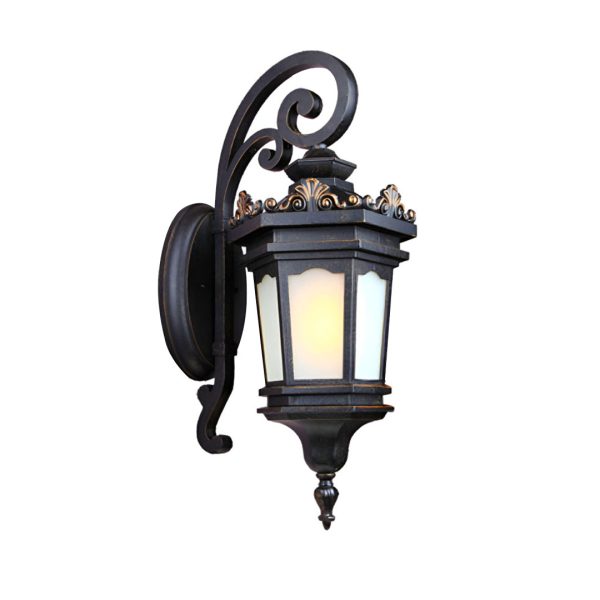 1-Vintage Lantern 62cm Wall Light Elegant Aluminum & Glass Design Classic Outdoor Lighting Rustic Vintage Style